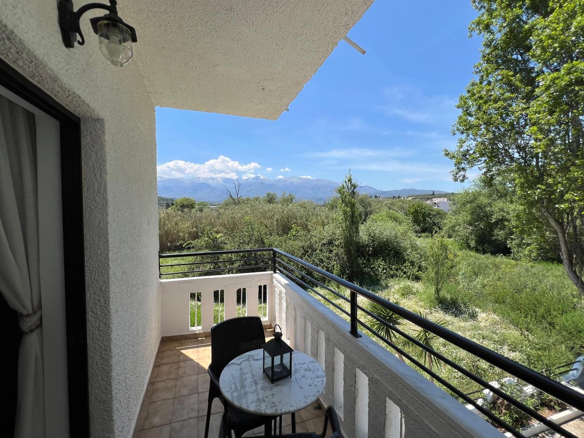 Zourpos Studios & Apartments Калівес Екстер'єр фото